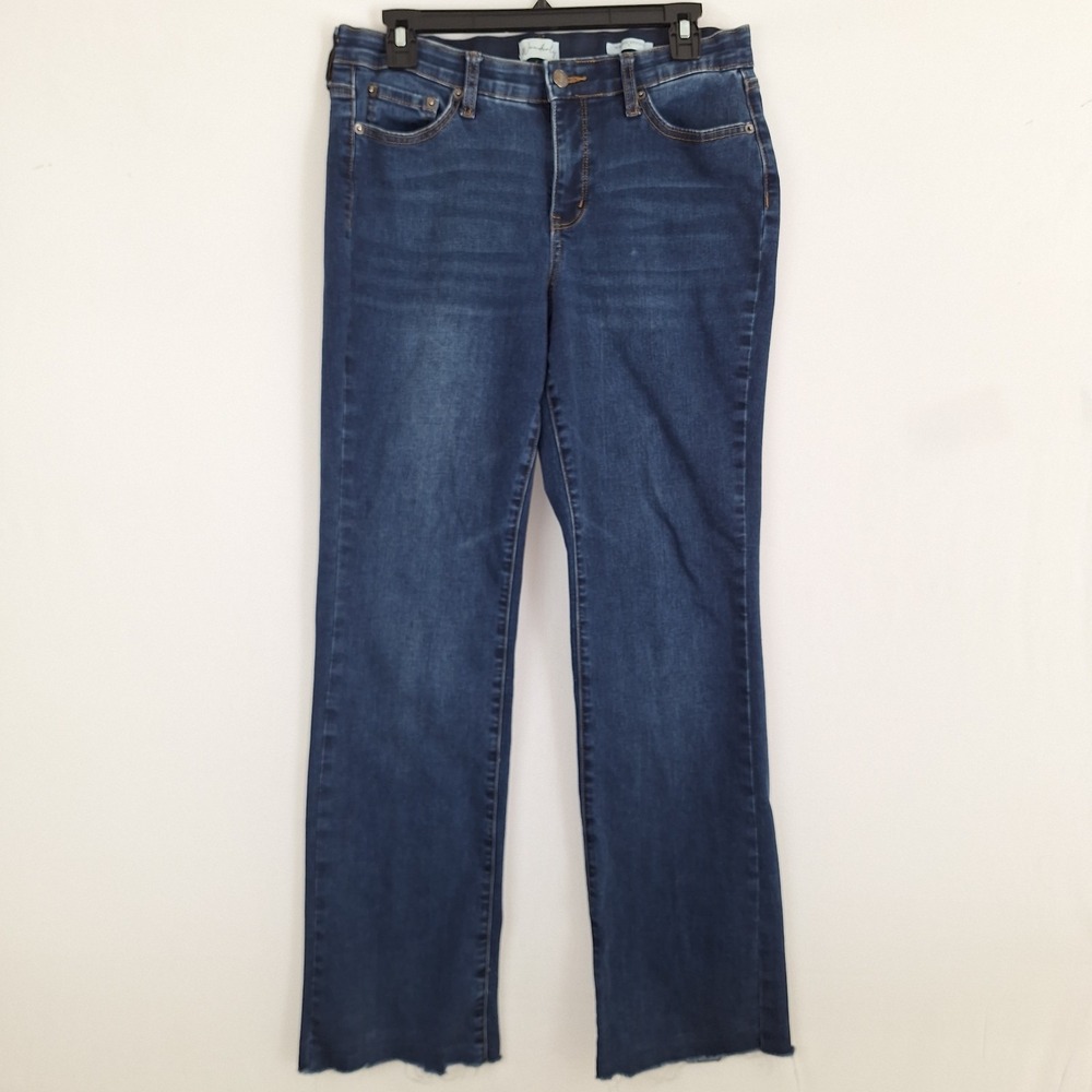 Wonderly Jeans Size 8 Midrise Bootcut Medium To Dark‎ Wash 31X30 stretch Raw Hem